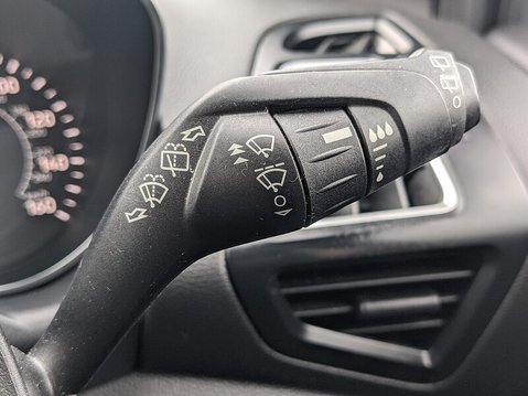 Ford Kuga ST-LINE TDCI 25