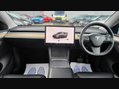 Tesla Model Y LONG RANGE AWD 40