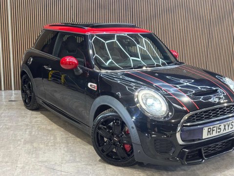 Mini Hatch 2.0 John Cooper Works Auto 3dr 11