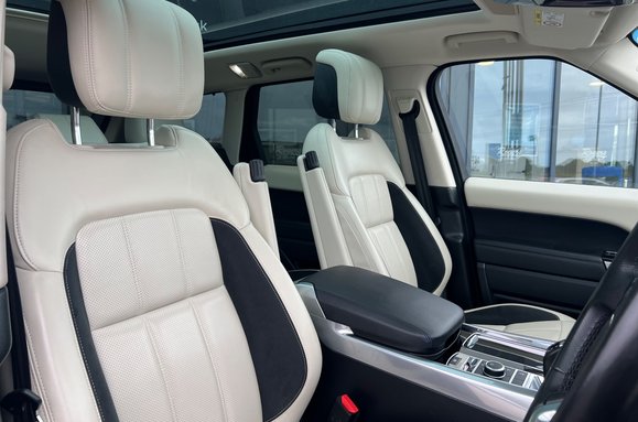Land Rover Range Rover Sport HSE DYNAMIC AUTO P400e PETROL HYBRID PAN ROOF 17