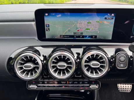 Mercedes-Benz A Class 2.0 A35 AMG (Premium Plus) SpdS DCT 4MATIC Euro 6 (s/s) 5dr 84