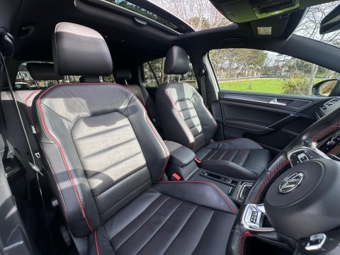 Volkswagen Golf 2.0 TSI GTI Performance DSG Euro 6 (s/s) 5dr 25