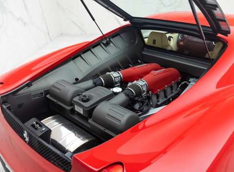 Ferrari F430 Coupe Manual 50