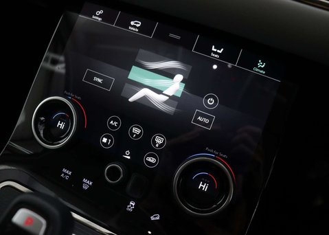 Land Rover Range Rover Evoque 2.0 Range Rover Evoque R-Dynamic SE Auto 4WD 5dr 38