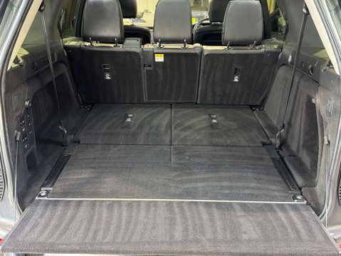 Land Rover Discovery 3.0 Discovery HSE TD6 Auto 4WD 5dr 83