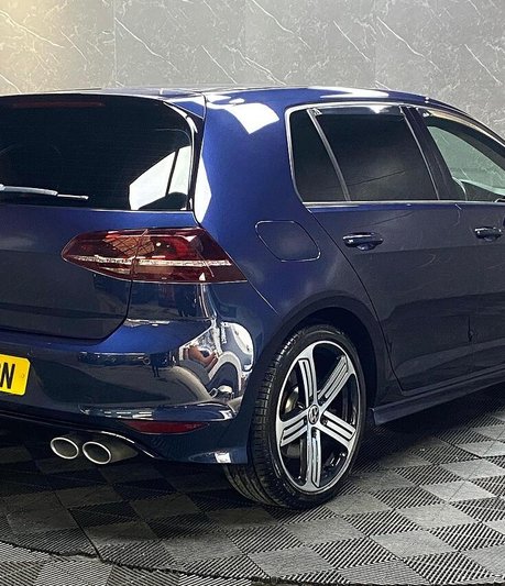 Volkswagen Golf 2.0 TSI BlueMotion Tech R Hatchback 5dr Petrol DSG 4Motion Euro 6 (s/s) (30