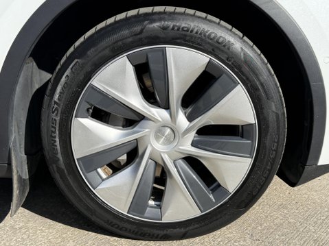 Tesla Model Y (Dual Motor) Long Range SUV 5dr Electric Auto 4WDE (384 bhp) 13