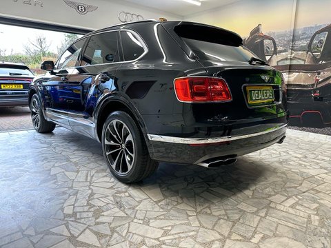 Bentley Bentayga W12 6.0 mulliner spec 2