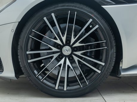 Aston Martin DBS Superleggera