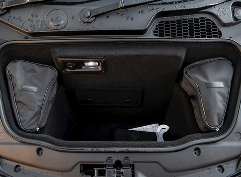 Lamborghini Huracan LP640-4 Performante 28