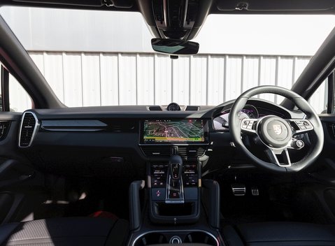 Porsche Cayenne S 19