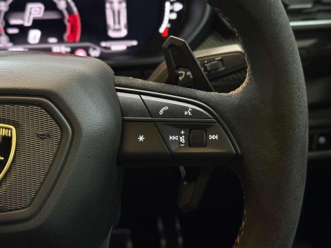 Lamborghini Urus 4.0 V8 BiTurbo Performante SUV 5dr Petrol Auto 4WD Euro 6 (666 ps) 37