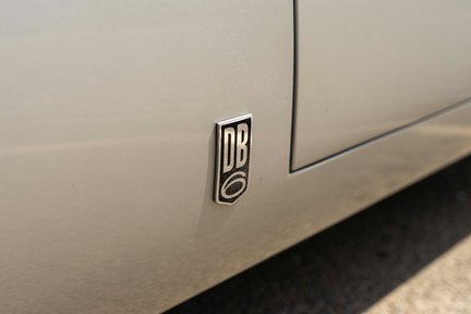 Aston Martin DB6 16