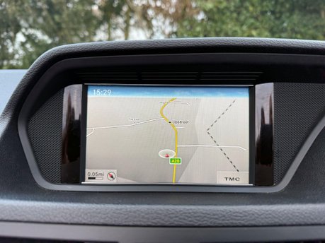 Mercedes-Benz E Class 3.0 E350 CDI V6 BlueEfficiency Sport Cabriolet G-Tronic Euro 5 2dr 19