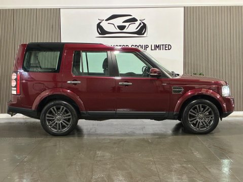 Land Rover Discovery 3.0 SD V6 Graphite SUV 5dr Diesel Auto 4WD Euro 6 (s/s) (256 bhp) 23