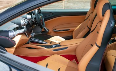 Ferrari GTC4 Lusso 24