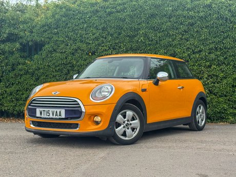 Mini Hatch 1.5 Cooper Hatchback 3dr (Pan Roof) Petrol Manual