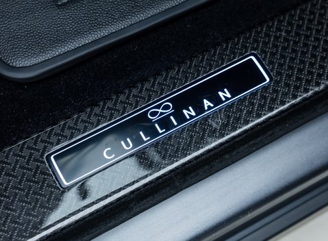 Rolls-Royce Cullinan Black Badge 28