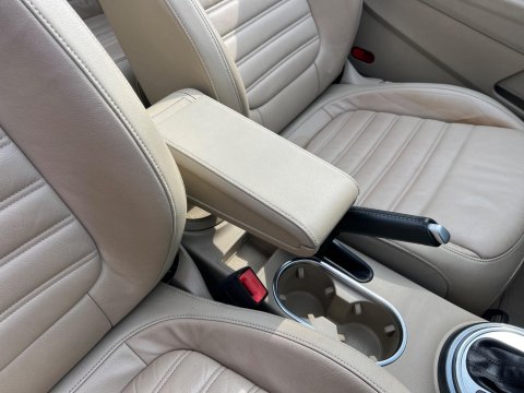 Volkswagen Beetle DESIGN TSI BLUEMOTION TECHNOLOGY DSG 46