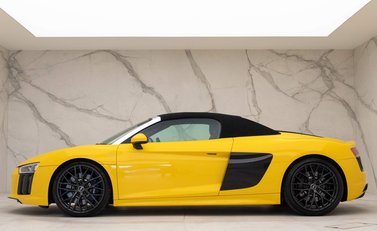 Audi R8 V10 Spyder 5