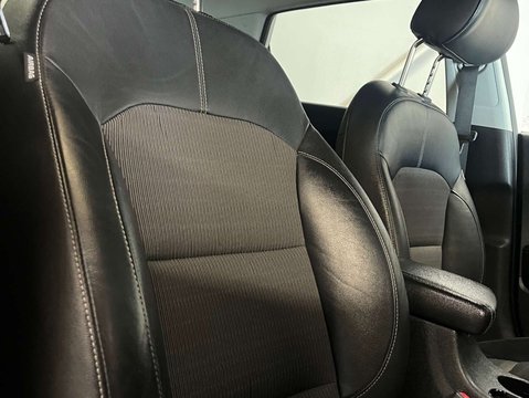 Kia Niro 1.6 Niro 2 Semi-Auto 5dr 13