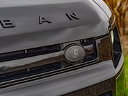 Land Rover Defender D300 X-Dynamic HSE URBAN 24