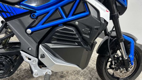 Lexmoto Cypher 2021 1K ELECTRIC SCOOTER BIKE ESCOOT 50CC PROJECT NEEDS WORK 10