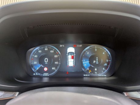 Volvo V60 2.0 V60 Momentum B4 MHEV Auto 5dr 65