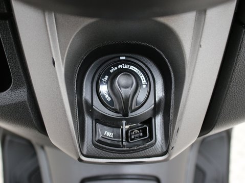 Yamaha Nmax 125 GPD125-A ABS 33