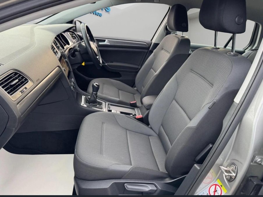2017 Volkswagen Golf — image 35