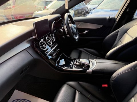 Mercedes-Benz C Class 2.1 C300dh AMG Line (Premium Plus) G-Tronic+ Euro 6 (s/s) 4dr 41