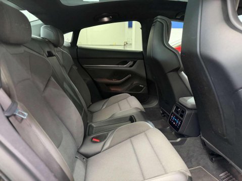 Porsche Taycan Performance Plus 93.4kWh Turbo S Saloon 4dr Electric Auto 4WD (761 ps) 41