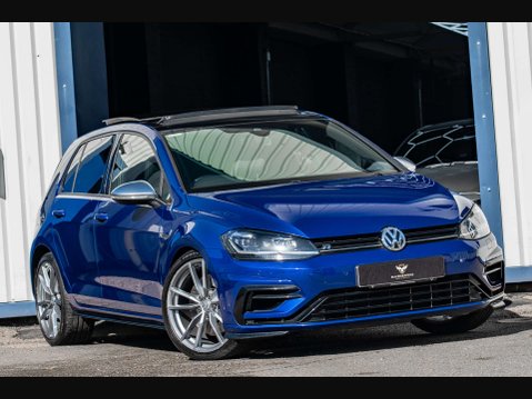 Volkswagen Golf 2.0 Golf R TSi Semi-Auto 4WD 5dr 29