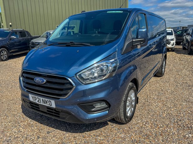 Ford Transit Custom AUTO LWB [SOLD CM] L2H1 Low Roof Limited 300 Air Con Alloys Sensors EURO 6 2