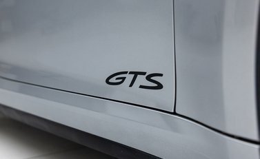 Porsche 911 Targa 4 GTS (992) 46