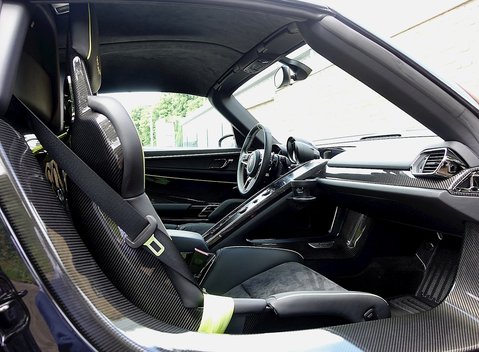 Porsche 918 Spyder 31