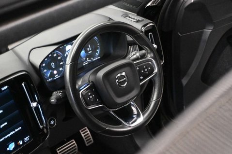 Volvo XC40 1.5 XC40 R-Design Pro T5 Recharge Auto 5dr 4
