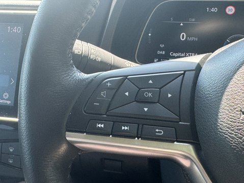 Nissan LEAF N-Connecta Hatchback 5dr Electric Auto (150 ps) 15