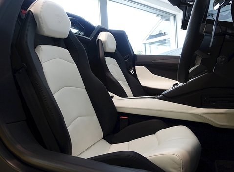 Lamborghini Aventador LP 700-4 Roadster 19