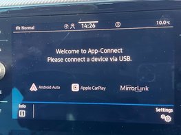 Volkswagen Passat 1.5 Passat R-Line TSi Evo 5dr 42