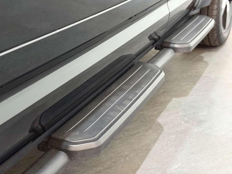 Land Rover Defender 3.0 P400 MHEV X SUV 5dr Petrol Auto 4WD Euro 6 (s/s) (400 ps) 88