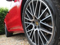 Porsche Cayenne 3.0 Cayenne V6 E-Hybrid Auto 4WD 5dr 12