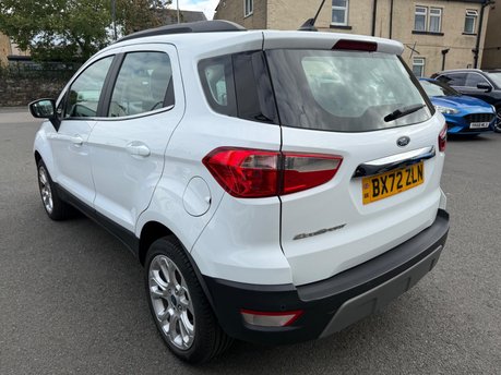Ford Ecosport TITANIUM 8