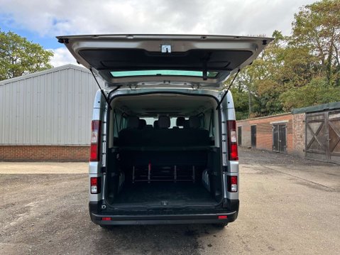 Renault Trafic 2.0 dCi LL30 Advance EDC L2 H1 Euro 6 (s/s) 5dr (9 Seat) 13