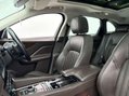 Jaguar F-Pace 2.0 F-PACE Portfolio AWD i Auto 4WD 5dr 67
