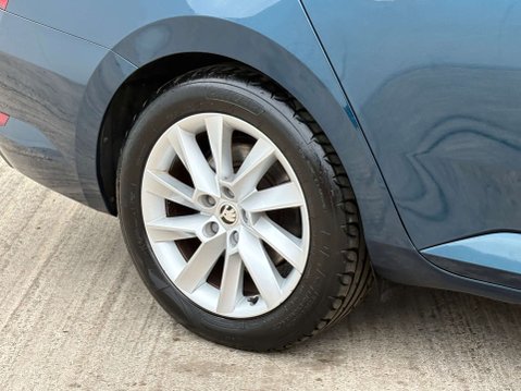 Skoda Superb 1.4 Superb SE TSi 5dr 7