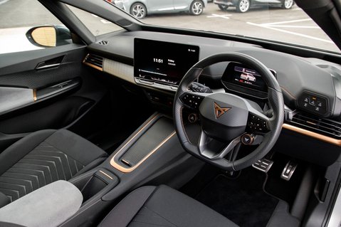 Cupra Born V2 4