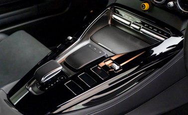 Mercedes-Benz AMG GT R GT R Pro 17