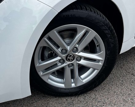 Toyota Corolla 1.8 Corolla Icon HEV CVT 5dr 3