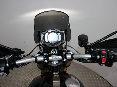 Triumph Scrambler 1200 SCRAMBLER 1200 XE 15